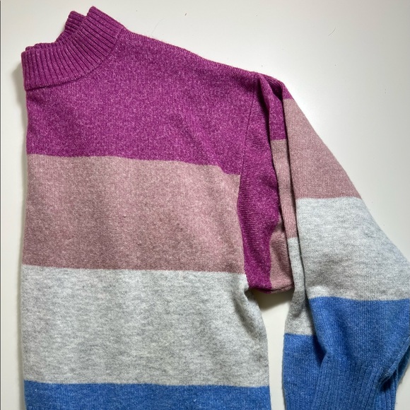 A New Day Sweater - Picture 1 of 3